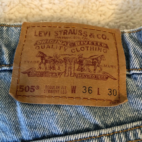 VINTAGE:  Levi's 505 Mens Jeans (USA) - Picture 3 of 8